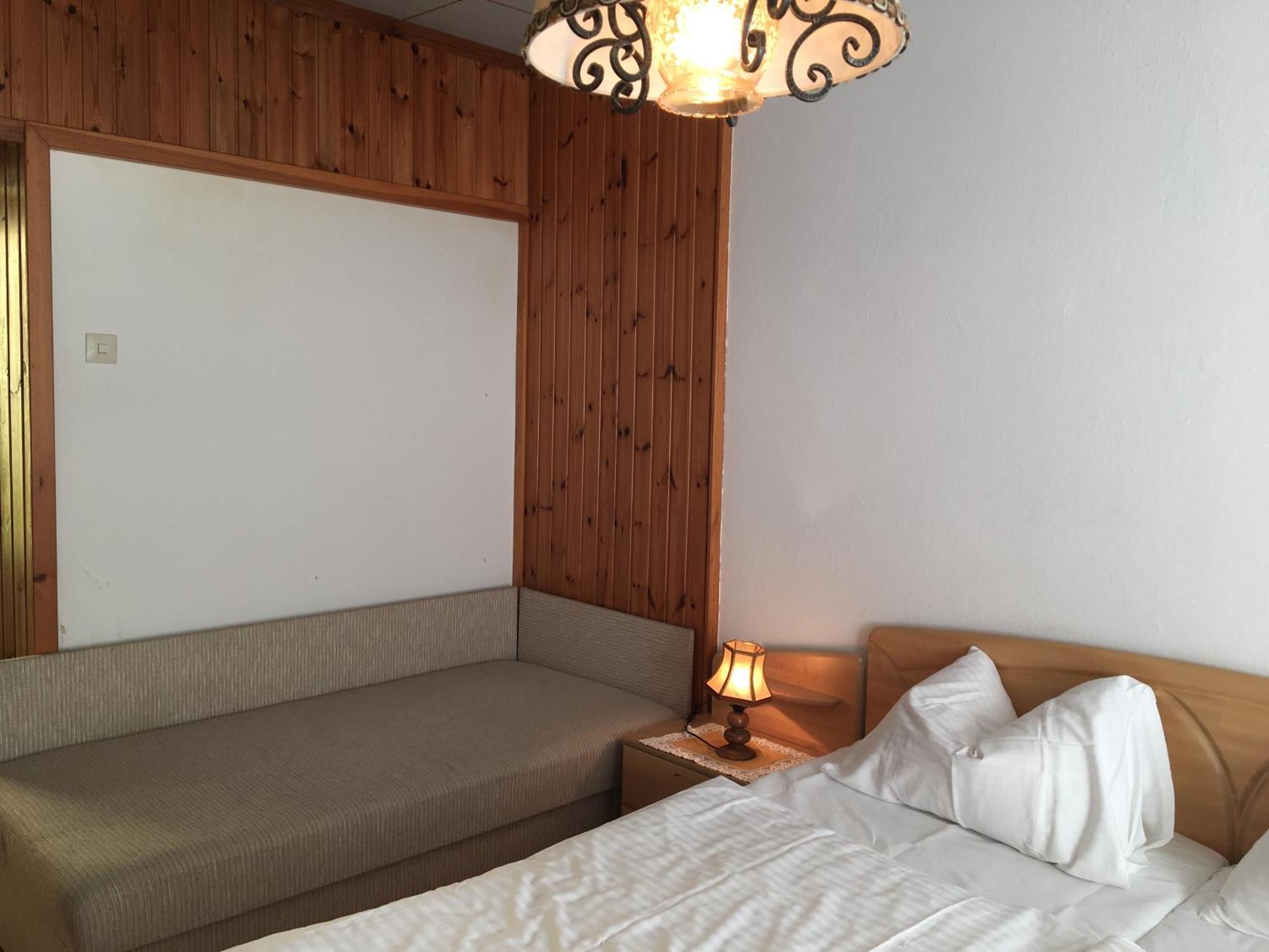 Skorianzhof Hotel Eberndorf Szoba fotó