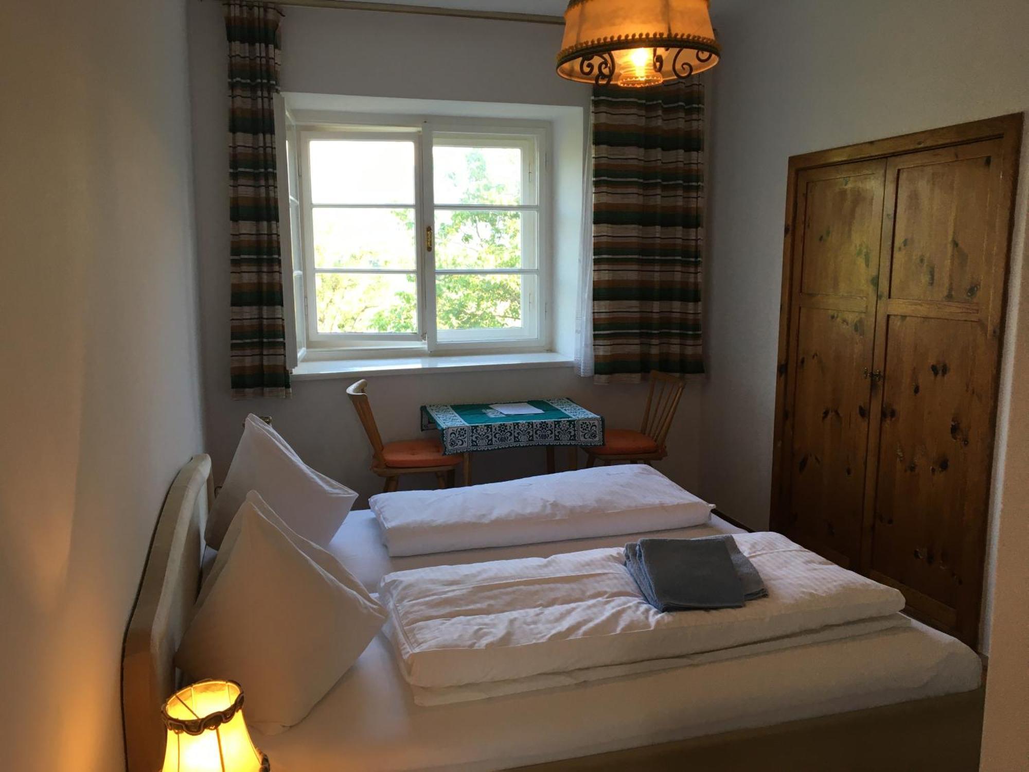 Skorianzhof Hotel Eberndorf Szoba fotó
